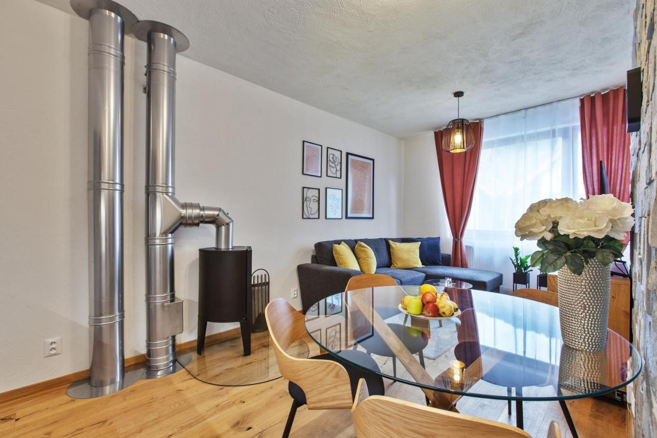 Zazi Apartmany Mýto pod Ďumbierom Eksteriør bilde